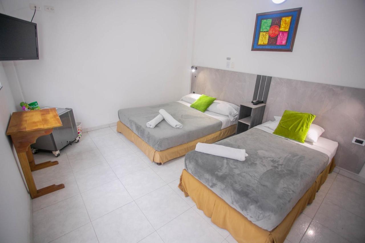 Hotel Bella Isa La Dorada Dış mekan fotoğraf